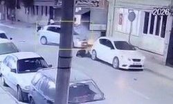 Eskişehir'de motosikletlinin havaya savrulduğu kaza kamerada
