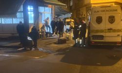 Fatih’te sopalı ve sandalyeli kavga silahla bitti: 1 yaralı