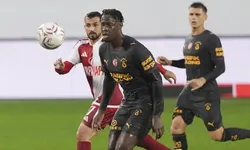 Galatasaray'da Bitshiabu krizi: Henüz resmi maçta süre alamadı, ayrılık iddiası gündemde!