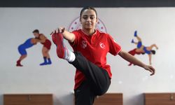 Havin Selçuk Dünya Güreş Şampiyonası hedefi için mindere çıkıyor