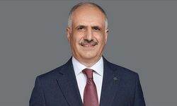 Hazine ve Maliye Bakan Yardımcısı Osman Çelik emeklilik dilekçesini sundu
