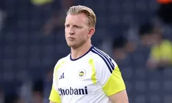 Hollanda basınından Dirk Kuyt manşeti: "Bu fırsatı kullanmalı!"