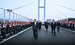 Kim Jong-Un’dan öldü iddiaları sonrası Çin ziyareti: 12 yıllık köprü açıldı