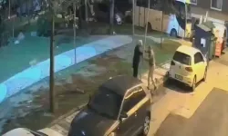 İstanbul'da ilginç olay! Yaya geçidi levhasını yerinden söktüler