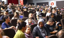 Keçiören’de minik tiyatroseverlere “Cesur Balık” sürprizi
