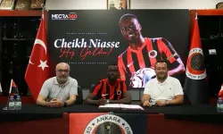Kırmızı-siyahlılarda Konyaspor mesaisi başladı: Cheikh Niasse takımla çalıştı