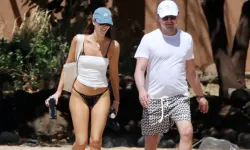 Leonardo DiCaprio’nun plaj tarzı sosyal medyada tartışma yarattı