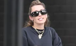 Miley Cyrus'ın yeni albümü Billboard'da 156 basamak birden geriledi