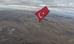MSB'den Türk bayrağı gösterisi: Gökyüzünde yeni rekor daha kırıldı