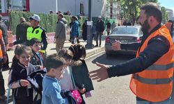 Okul güvenliği için dikkat çeken adım: Reflektörlü yelek