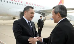 Sadır Caparov Türkmenistan’da: Kritik zirveler için Avaza’da