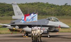 Tayvan'ın beklediği F-16V'ler ulaştı: İlk iki savaş uçağı teslim edildi