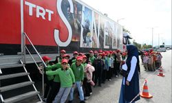 TRT Sinema Tırı 18 il gezdi: 52 bin öğrenciyi sinemayla buluşturdu