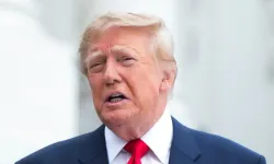Trump'tan Ukrayna açıklaması: Zelenskiy'nin görevini sorguladı