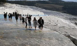 Türkiye'nin 2027 turizm hedefi belli oldu: 70 milyar dolar gelir