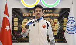 ASKİ Spor’un milli güreşçisi Yüksel Sarıçiçek’ten dünya madalyası