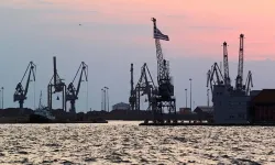 Yunan balıkçılardan sert protesto: Selanik Limanı’nı kapattılar