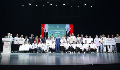 Genç Şefler MEB Gastronomi Yarışması'nda Ödüllerini Aldı