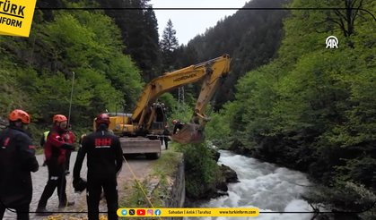 Dereye düşen 9 yaşındaki çocuğu arama çalışmaları devam ediyor