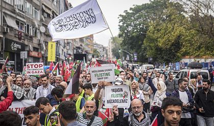 İstanbul’da binlerce kişi Gazze için sokakta