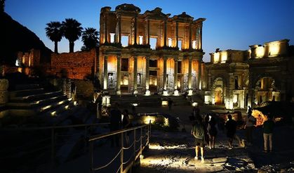 Büyük ilgi karşılıksız kalmadı: Gece müzeciliği uygulaması Kasım'a kadar uzatıldı