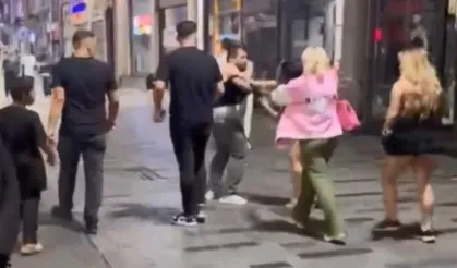 Taksim İstiklal Caddesi’nde gece saatlerinde iki ayrı kavga yaşandı