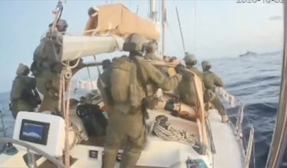 İsrail’den Sumud Filosu’nun son gemisine baskın! O anlar böyle görüntülendi