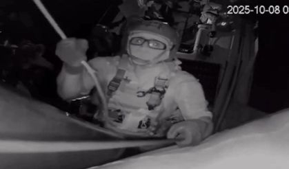 Özgürlük Filosu’na saldırı anları: İsrail donanması Türk siyasetçileri alıkoydu!