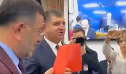 Bütçe Komisyonu toplantısında Veli Ağbaba ve Bakan Osman Aşkın Bak arasında yaşanan çarpıcı diyalog!