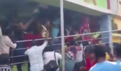 Tapınakta faciaya dönüşen kalabalık: 12 kişi hayatını kaybetti