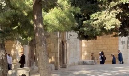 İsrailli yerleşimciler Mescid‑i Aksa’ya baskın düzenledi!