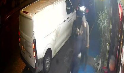 'Eşime neden baktın' cinayeti! Güvenlik kameralarına yansıdı