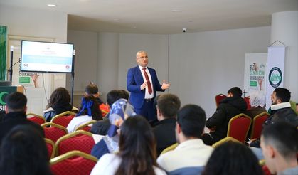 Adana’da evlilik kredisi alan gençlere çift yönlü eğitim