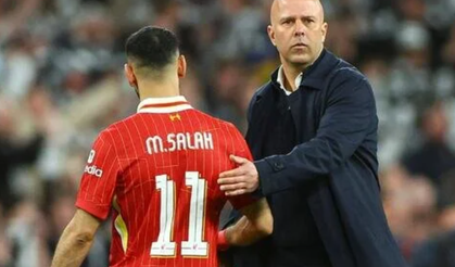 Liverpool’da Salah krizi masada: Arne Slot açıkladı...