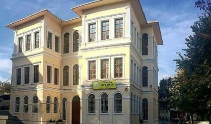 Vefa Lisesi 150 yılı aşan köklü geçmişiyle eğitime yön verdi