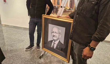 CHP Genel Merkezi’nde ‘fotoğraf’ mesaisi: Kılıçdaroğlu için hazırlıklar tamamlandı