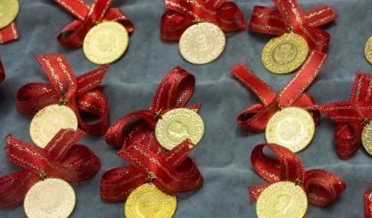 Altın 2 ayın zirvesinde! 20 Ağustos 2026 gram, çeyrek ve yarım altın ne kadar?