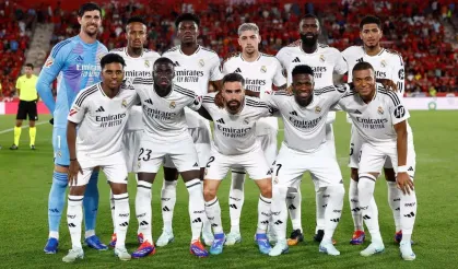 Real Madrid'den dünya futbol tarihinde bir ilk: 1,221 milyar Euro'luk gelir