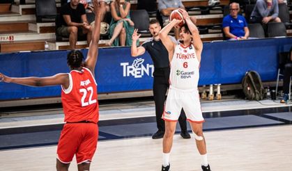 Türkiye U18 Basketbol Milli Takımı çeyrek finalde! Avusturya'yı farklı mağlup etti