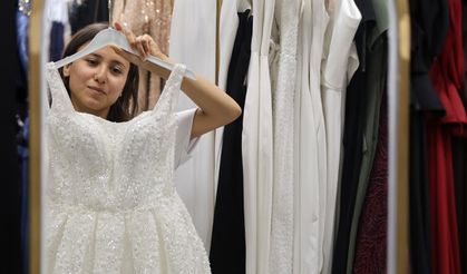 Artan fiyatlar gelinlik pazarını değiştirdi: Satın almak yerine kiralama dönemi