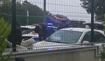 Avcılar'da okul önünde silahlı müdahale! Bekçi, kendisine saldıran veliyi vurdu