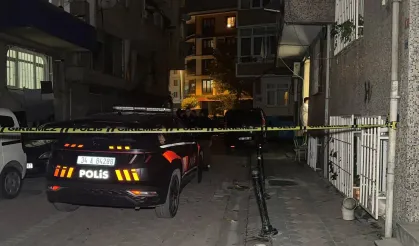 Zeytinburnu’nda polise silahlı saldırı! Bir şüpheli vuruldu, diğeri gözaltında