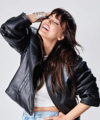 Ebru Güneş'ten boşanma sonrası olay pozlar: 'Yokluğumda gülemez o demişsin bak en çok da ona güldüm'