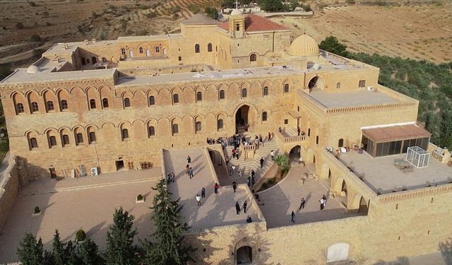 Mardin, ara tatilde turiste doydu