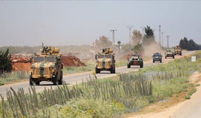 Türkiye-Rusya Kara Devriyesi: Suriye'deki Stratejik İş Birliği Yeniden Başladı