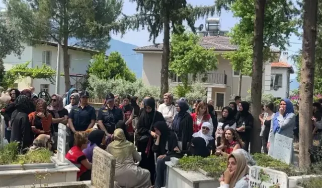 Marmaris depremi küçük bir kalbi susturdu: 14 yaşındaki Afra hayatını kaybetti