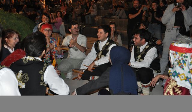 Neşet Ertaş, Anadolu Üniversitesinde anıldı