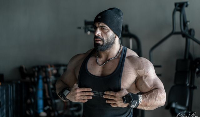 Milli sporcuyu yarınlar yokmuşçasına darp ettiler! Görüntüler kameralara yansıdı