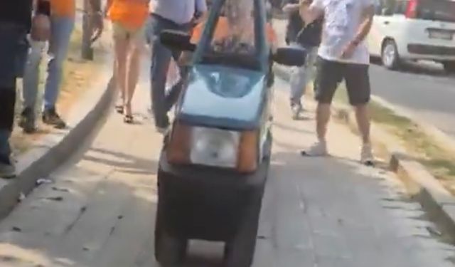 Dünyanın en dar arabası görenleri şaşkına çevirdi!