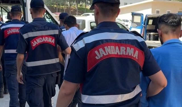 Gaziantep’te 2 kişiyi bıçaklayan zanlı tutuklandı